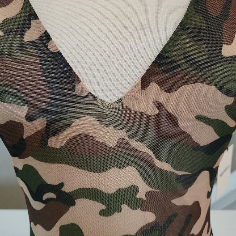 Superdown Size S - Picture 2 of 4